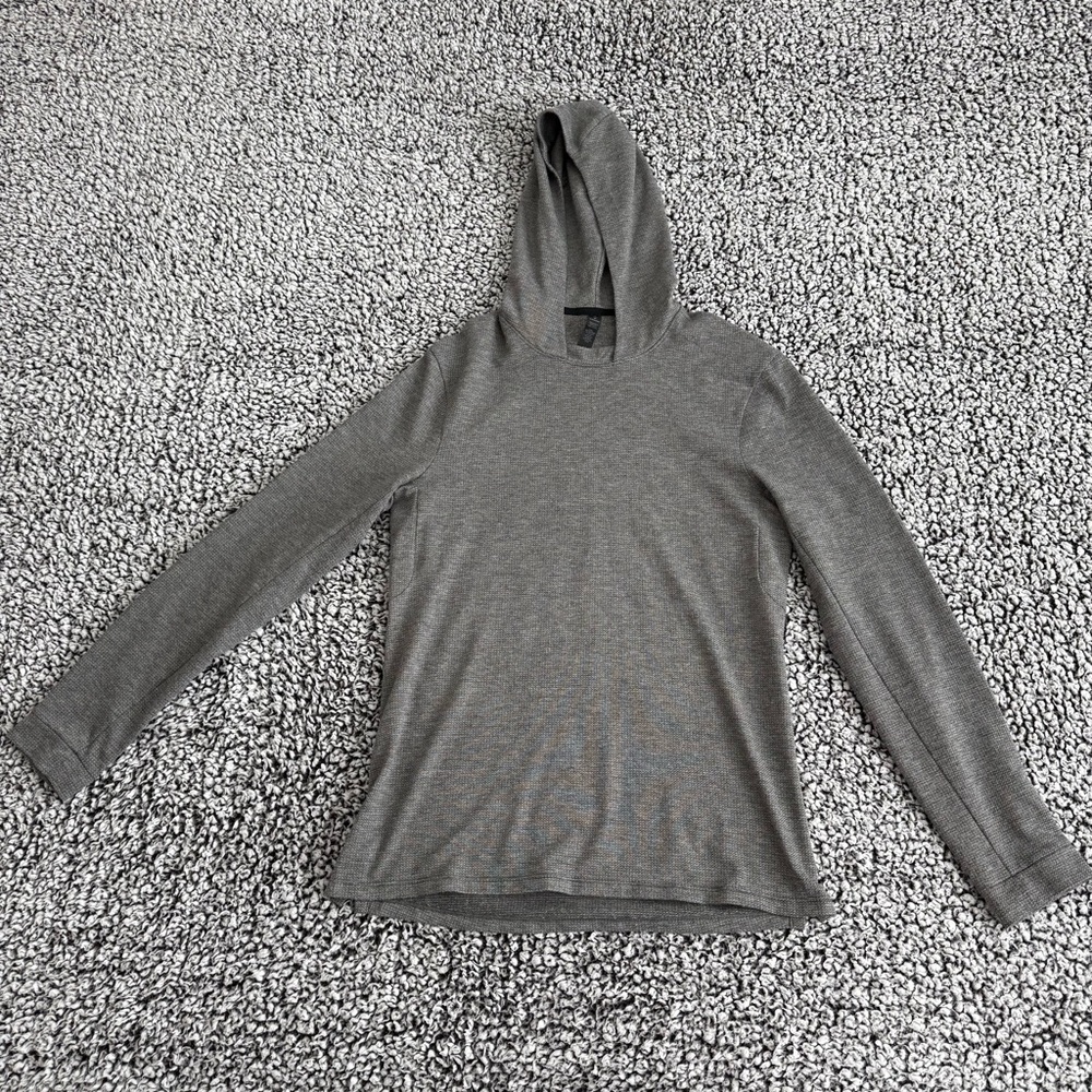 Lululemon Gray Hooded Long Sleeve Top